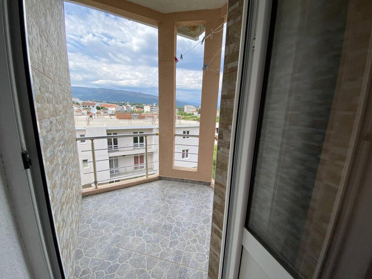 Guest House Koliqi - Hotel & Apartments Ulcinj Bagian luar foto
